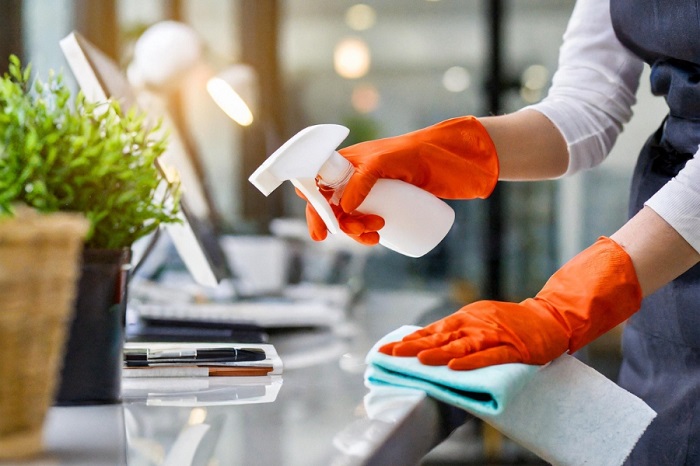 Jak wybrać najlepszą krakowską firmę sprzątającą?